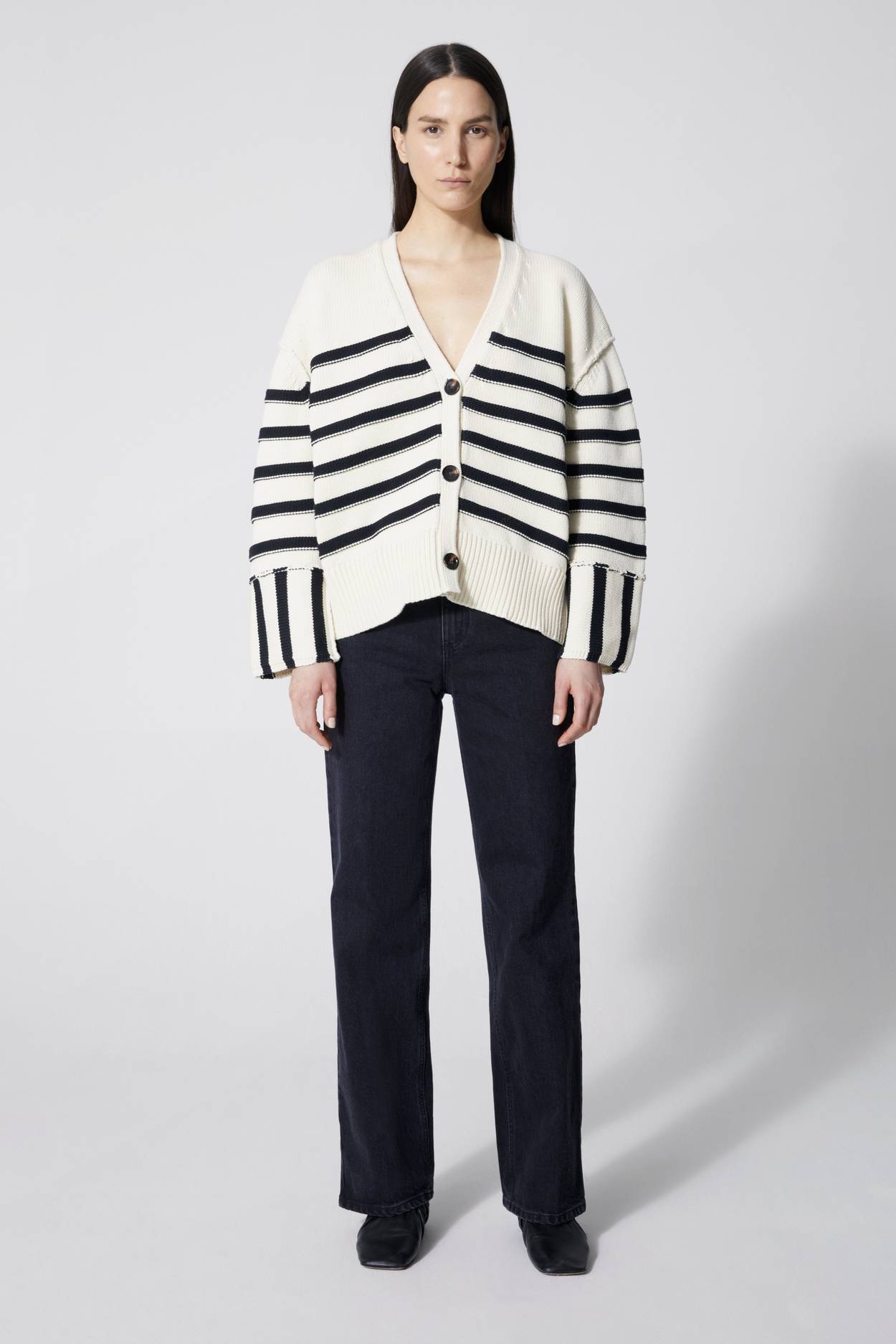 Mazzy Cardigan