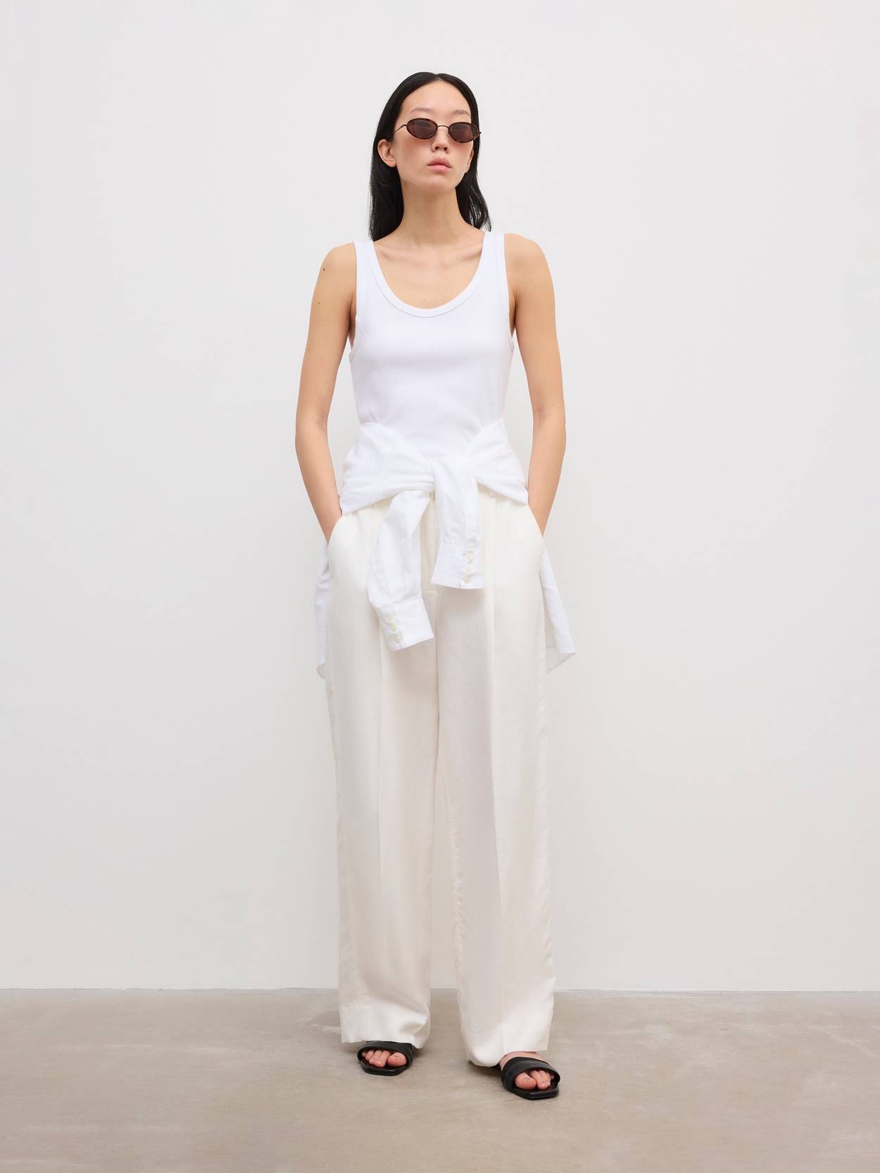 Relaxed Linen Trousers