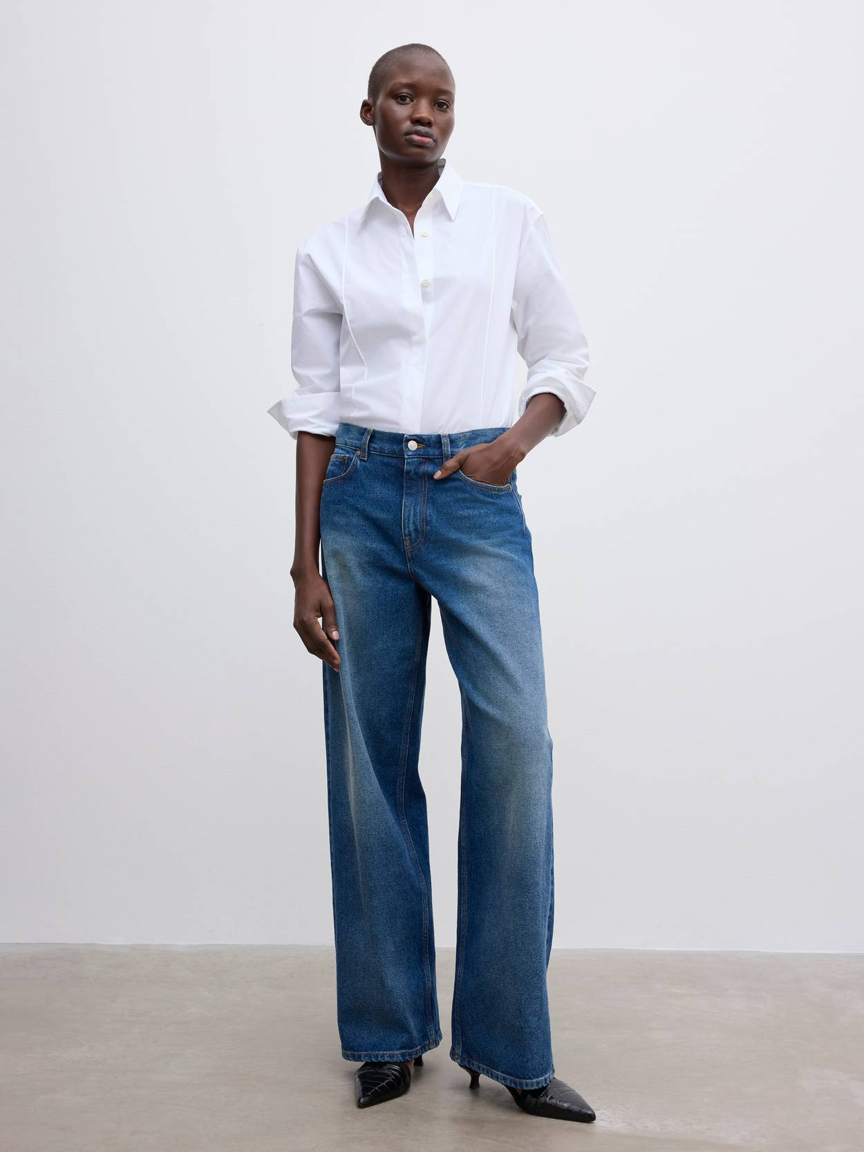 Baggy fit denim