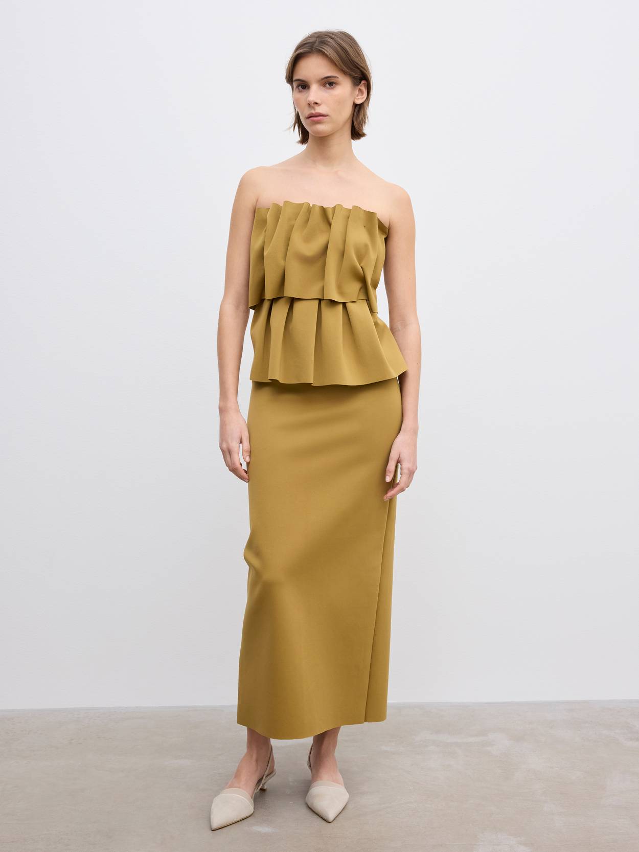 Sculpted slim dress