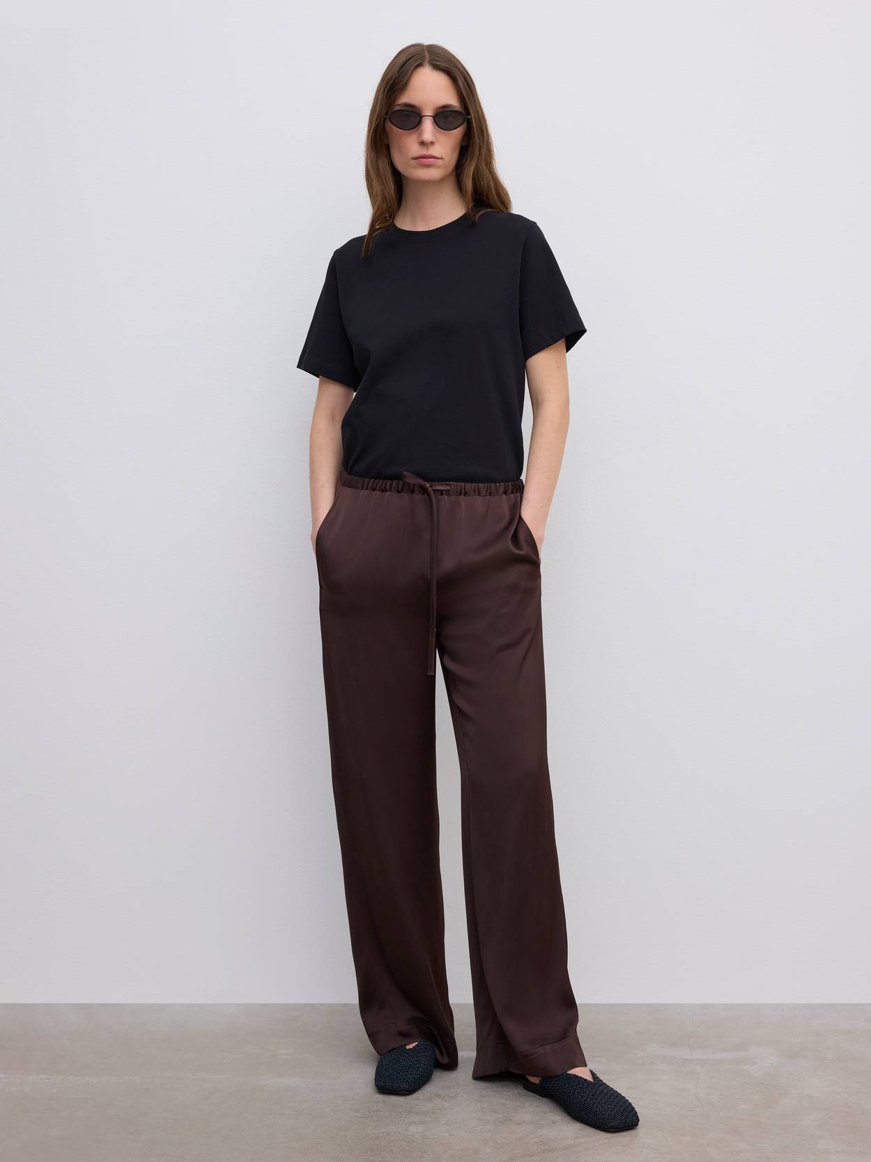 Drawstring trousers
