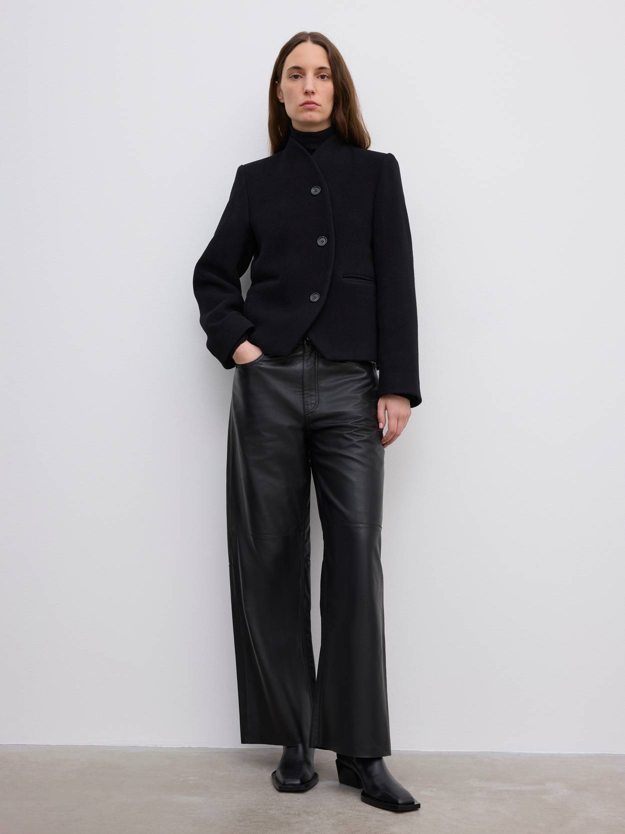 Short Curved jacket