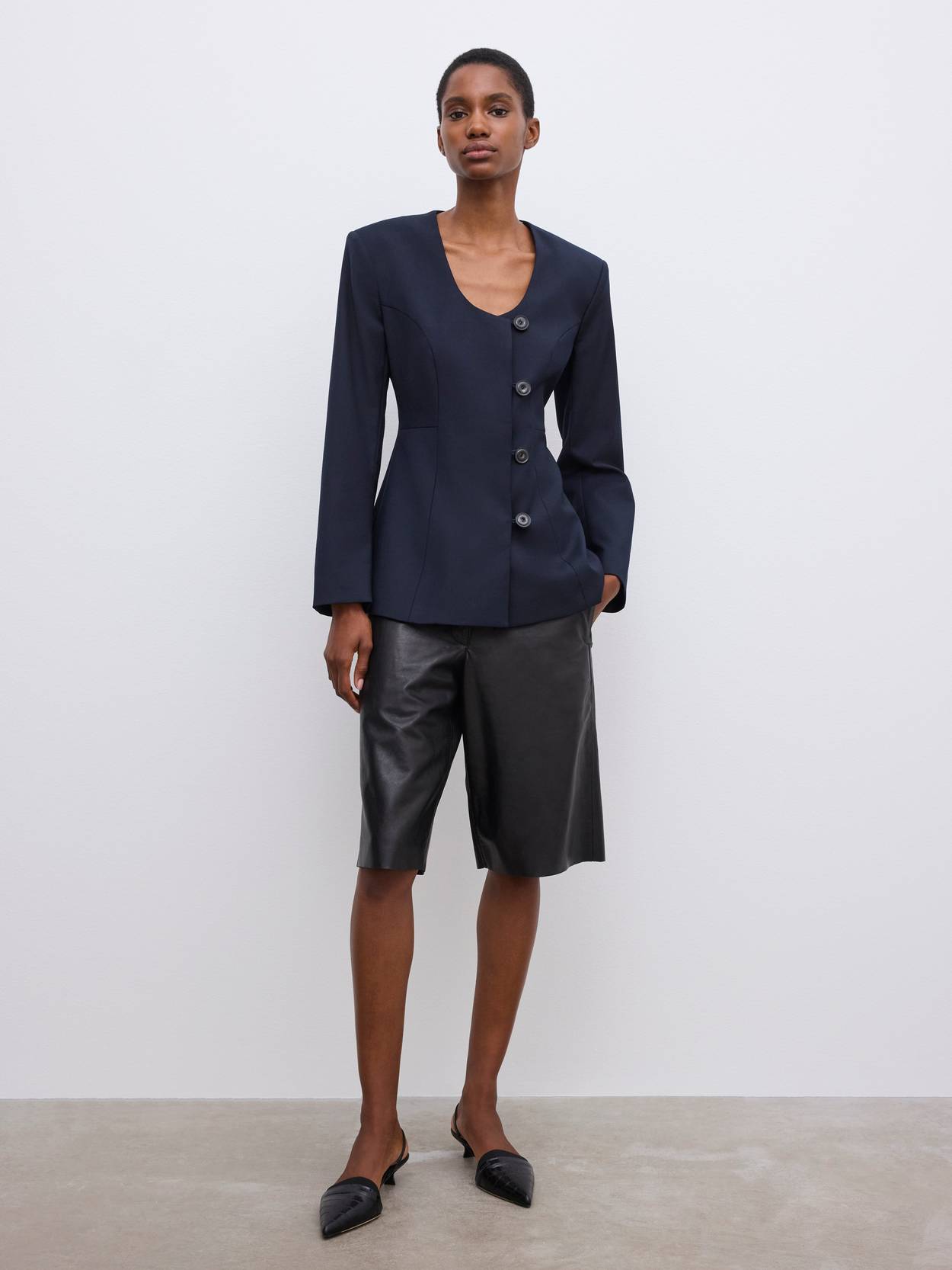 SB Collarless blazer