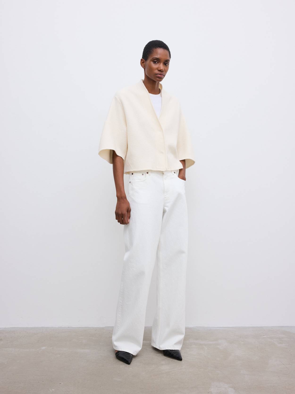 Short Wool cardigan